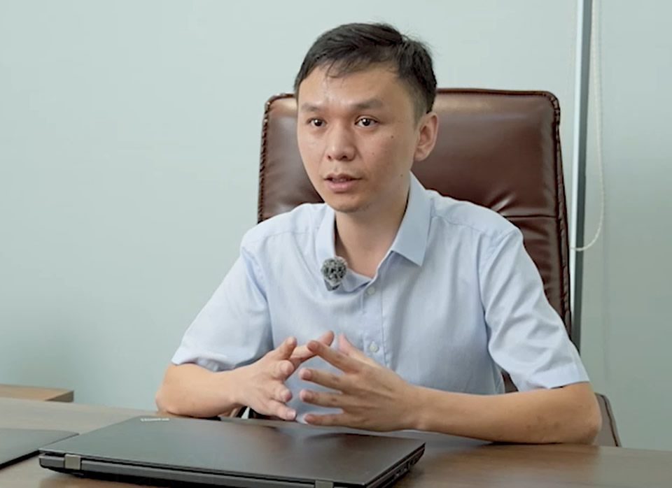 深圳伊西思电子总司理  李楚河