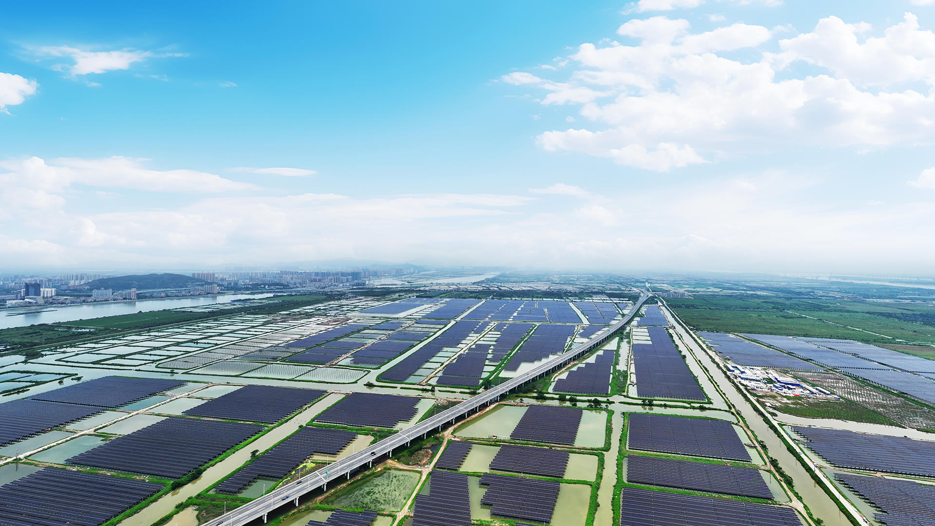 Aquavoltaics Utility-scale Power station 